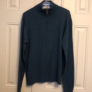 Cashmere knit sweater